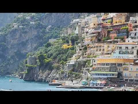Donna colta da infarto a Positano, interviene l'elisoccorso - Positanonews