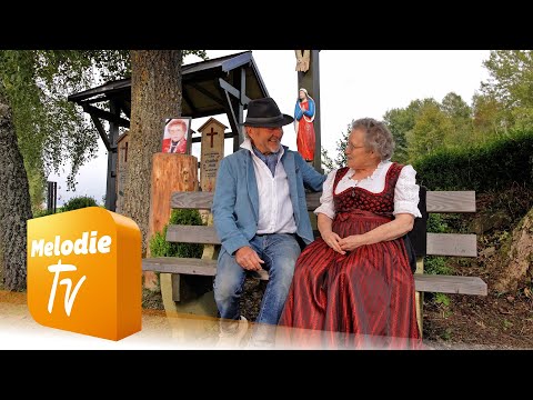 Manfred der Musikantenwirt - Ein Lied für Mama (Offizielles Musikvideo)