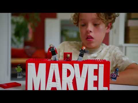 Конструктор LEGO Super Heroes Логотип и минифигурки Marvel (76313)