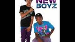 New Boyz- Give it up (dissin the rangers)