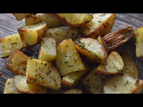 How to Make: Rosemary Roasted Potatoes - CookedByLC
