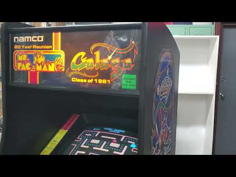 Namco Original Ms Pacman / Galaga Class Reunion with 25" monitor