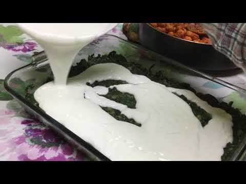 Turkish spinach with tomato sauce