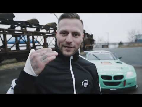 Wie Kontra K beinahe seinen Daumen verloren hat, und  das Video weitergedreht hat. Nicht nachmachen!