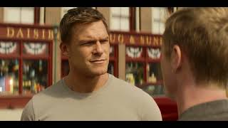 Kliner Jr. Warns Reacher - Reacher 1x01 Scene
