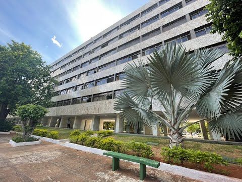 EXCELENTE APARTAMENTO NA SQS 102 BLOCO B