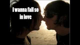 Walls -All Time Low (lyrics)