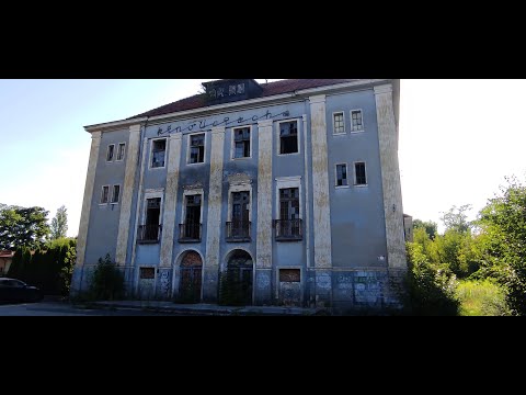 OPUSZCZONE  KINO ( NAWIEDZONE ? )