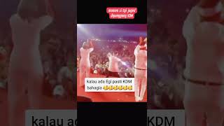 Download lagu The moment Egi joined in dancing on the KDM stage mp3 Download lagu The moment Egi joined in dancing on the KDM stage mp3