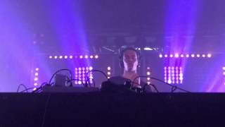 Metaphysik der Röhren • Alle Farben • München 11.12.16