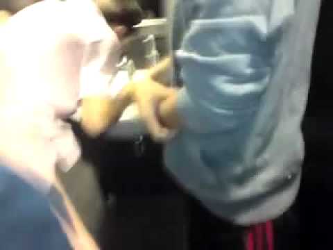 5 Uhr nachts besoffen bei McDonalds