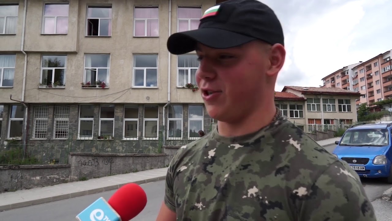 Абитуриентът с "Калашник"-а: Без да искам ме направиха звезда