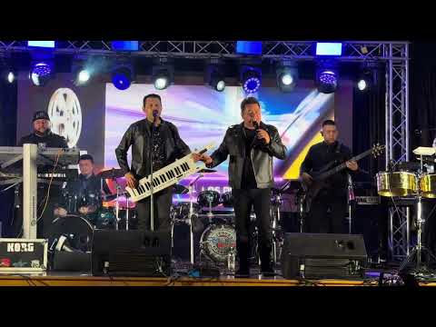 Los Dinos - El Taxista - En Vivo 2024