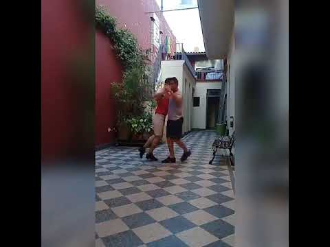 Con mucha clase 🕺🏾💃🌈