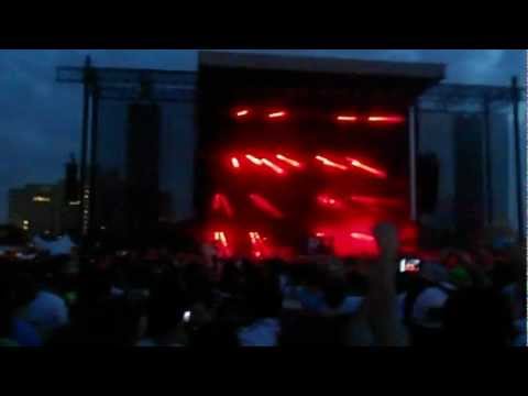Axwell 'Can't Stop Me Now' Ezoo 2012