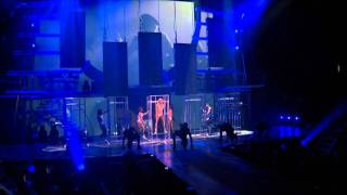 Britney Spears - Up N&#39; Down (Femme Fatale Tour DVD)