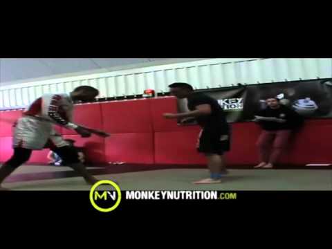 7) u68 Novice - Losers Match 1 - Tim McKnight (The Labs) vs. Adam Singleton (Warrington Thai Boxing)