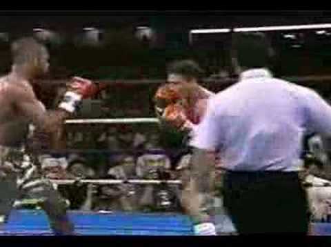 Roy Jones Jr. vs Vinny Pazienza (06-24-1995) (1/4)