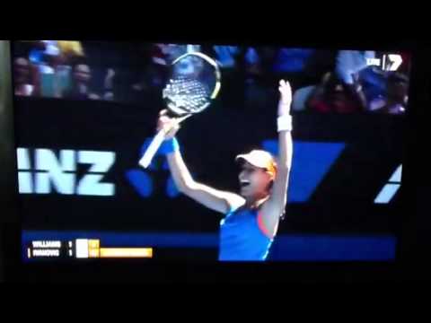 AUS OPEN - Ana Ivanovic defeats Serena Wiliams (Highlights)