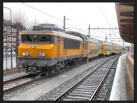 DD-AR 7374 met NSR 1764 vertrekken van Maastricht