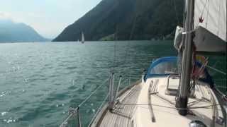 preview picture of video 'X 342 Segel. - und Hafen Impressionen Urnersee August 2012'