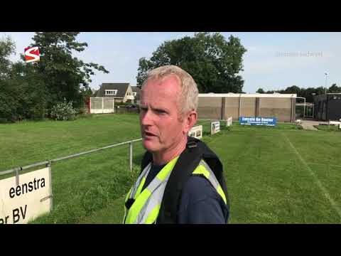 Groene Vingers S2 afl 25 Kantjes maaien sportveld