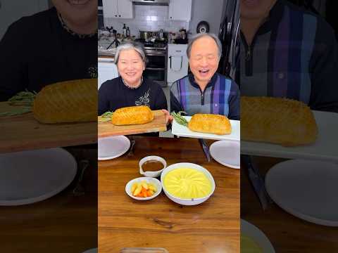 Korean Parents Try British Beef Wellington for the First Time
