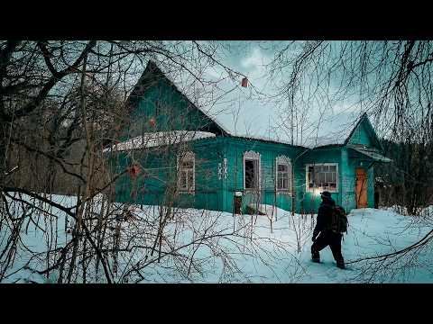 NAPUŠTENA kuća s razbijenim prozorom! Ima li što ostalo unutra?