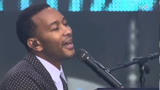 John Legend - Bridge Over Troubled Water (Live Chime For Change 2013)