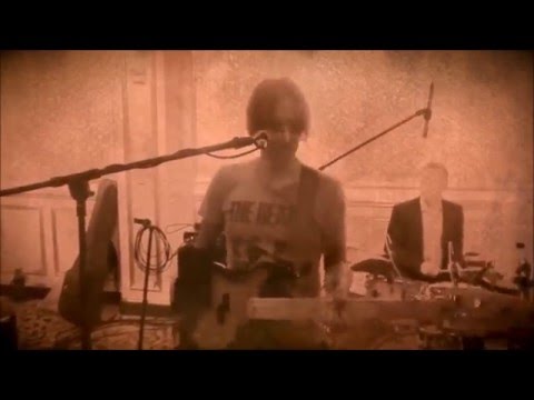 DARKO JELISIC BAND - A SAD MI SE JEBE ZA TEBE (LAY DOWN SALLY) - HD VIDEO