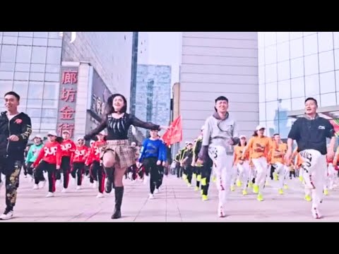 💝Langfang was on fire one night💝Dandan danced with the💝 Dance Teams of Langfang City💝