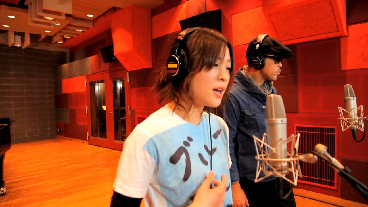 童子-T - ダンシング・ヒーロー（Eat You Up）feat.北乃きい