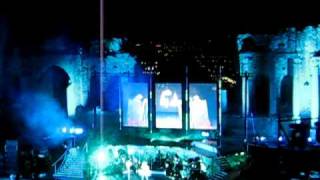 Beautiful Messed Up World- Anastacia live Taormina &#39;09