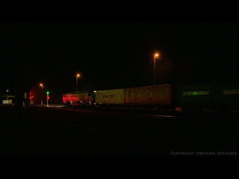 9721V SCT Dooen Container Train At Night - PoathTV Australian Railways