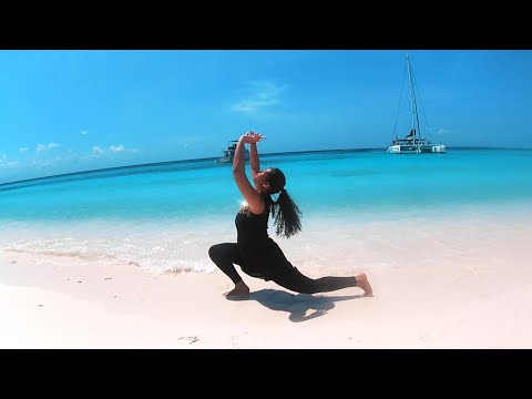 Bharatanatyam on the beach_Klein Curaçao @zevura | INDIAN FUSION melody by BeatByShaded