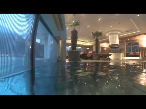 Außenschwimmbad des Hotels Edenlehen, Mayrhofen, Zillertal