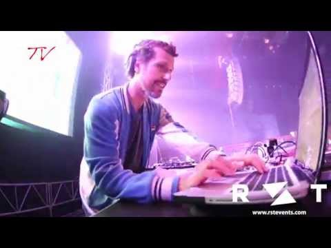 FRA909 Tv - JOSH WINK  @105 STADIUM GENOVA