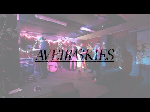 Aveira Skies - (Intro - The Rise) Metanoia live