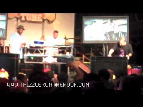 Traxamillion vs Mikos