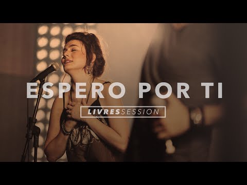 LIVRES | Juliano Son - Espero por Ti (Clipe Oficial) Feat. Ana Rock