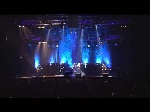 Avril Lavigne - Sk8er Boi [Live at Budokan] [Japan] The Bonez Tour 2005 #HD