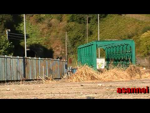 LOCOMOTORAS 333.4 EN LA ESTACION DE BETANZOS CIDADE