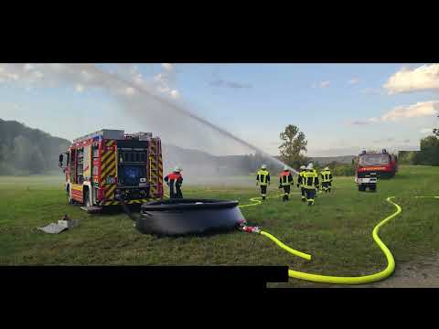 Ausbildung - Wasserförderung mit dem LF 20 KatS der FEUERWEHR Breitenbrunn
