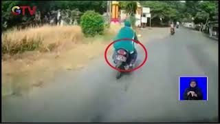 Download lagu Viral! Aksi Emak-emak Berkendara Sein Kanan Belok ke Kiri - BIS 16/06 mp3 Download lagu Viral! Aksi Emak-emak Berkendara Sein Kanan Belok ke Kiri - BIS 16/06 mp3