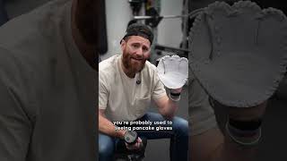 Video thumbnail: Valle Flat Training Glove aka the Taco Shell Glove