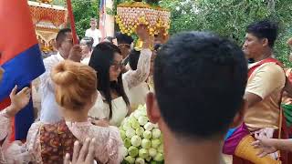 ដង្ហែអង្គកឋិនទាន