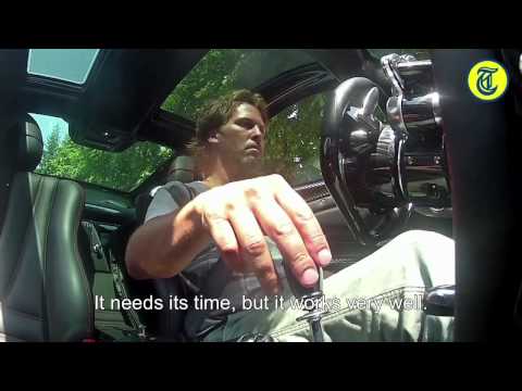 Pagani Huayra driven by Autovisie.nl (English subtitled)