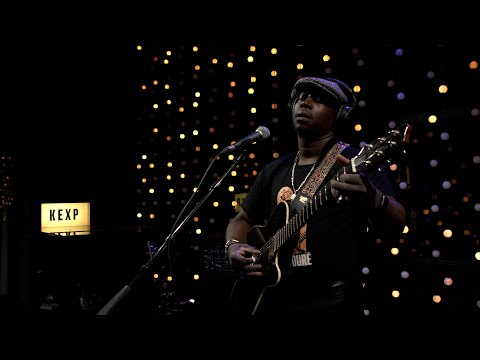 Vieux Farka Touré - Ali Hala Abada (Live on KEXP)