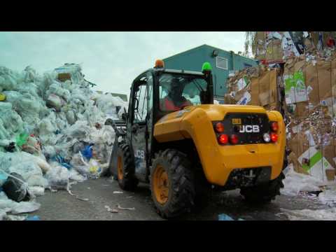 JCB 516-40 Loadall. Compact and Efficient in Waste Handling