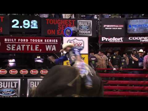 Wreck: Renato Nunes takes a hit from Black Bart (PBR)
